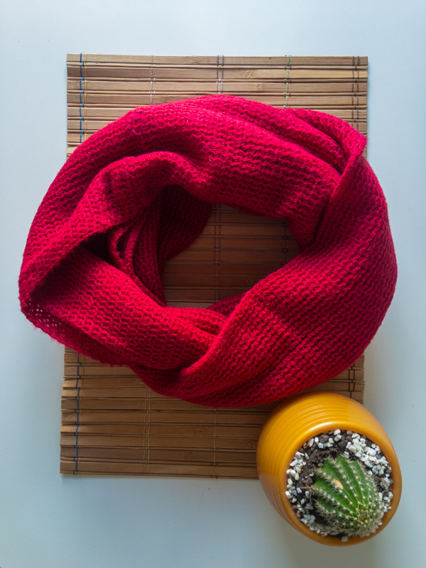 TEMP-CUEINTEJROJ01 Cuello Infinito Tejido Rojo - Imagen 1