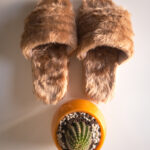 ZZ - Pantuflas de Peluche Suaves Beige
