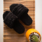 Pantuflas Pelo Negro