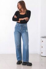 Jean Wide Leg Azul Clásico con Roturas