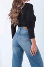 Jean Wide Leg Azul Clásico con Roturas - Imagen 4