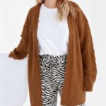 Saco largo oversize tejido.